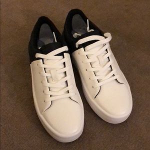 Aldo sneaker